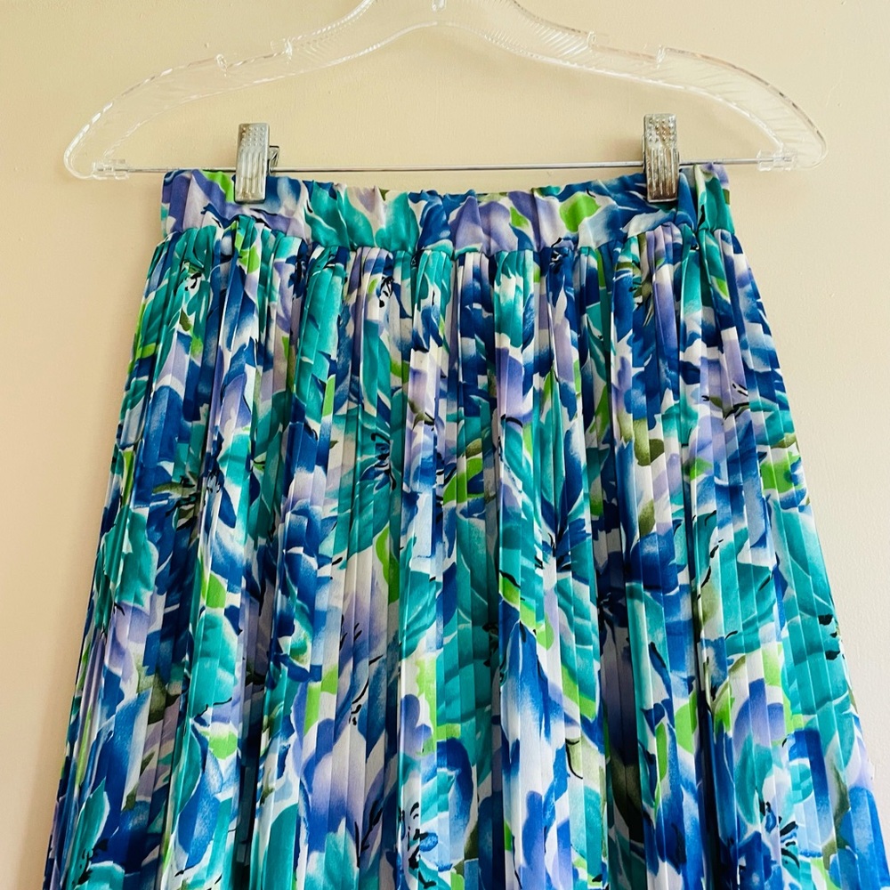 Vintage floral skirt